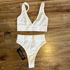 Manière de Voir white set